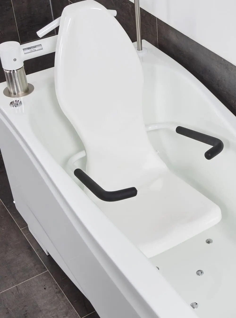 Astor Compact Dcii Seat In Bath Internal View