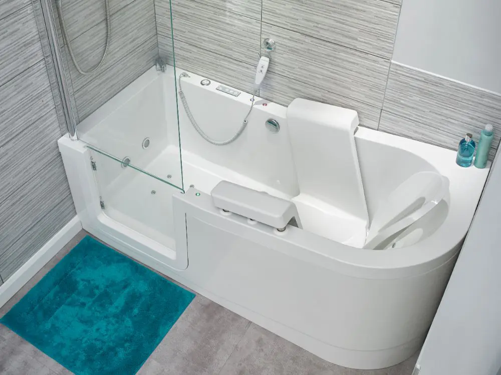 Easyriser bathtub with lift