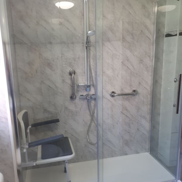 new easy to access shower