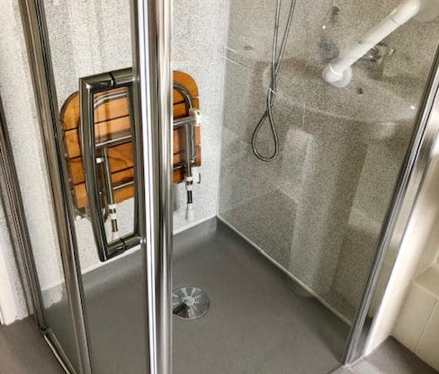 new walk in shower with level access